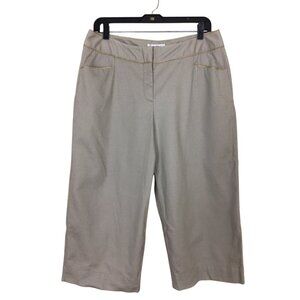 Isaac Mizrahi for Target Pants Women’s 10 Tan Cropped Capri Crop Trousers Khaki